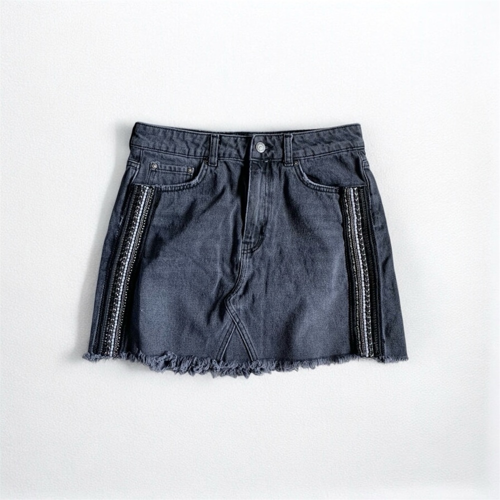 ❤️ 3/50 Free People Dark Wash Gray Distressed Raw Hem Denim Mini Skirt Size 6